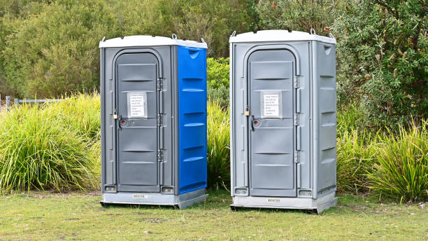 Best Standard Portable Toilet Rental  in Winsted, MN